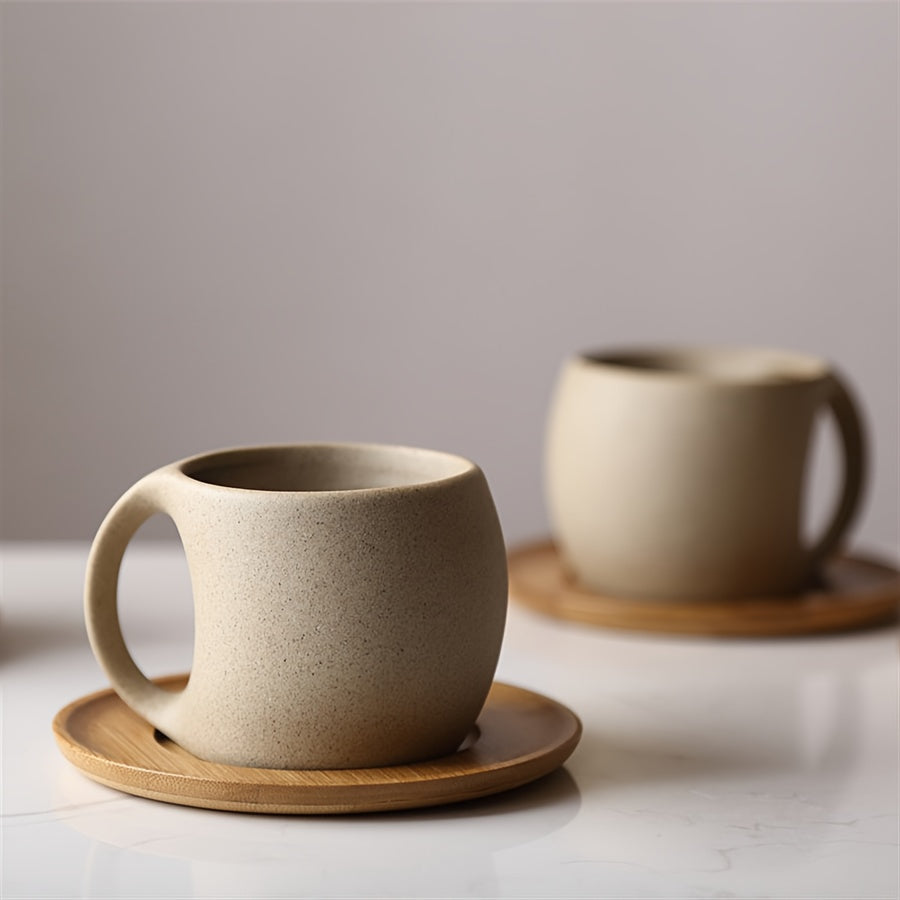 Curved Ceramic with Saucer